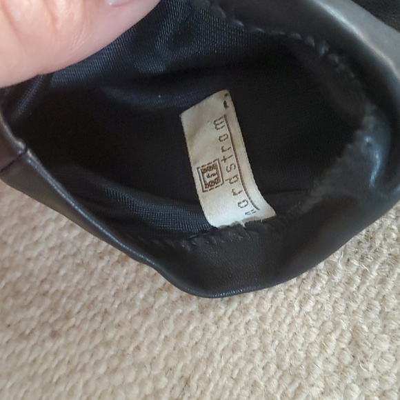 Vintage Black Nordstrom Leather Gloves - Picture 3 of 9